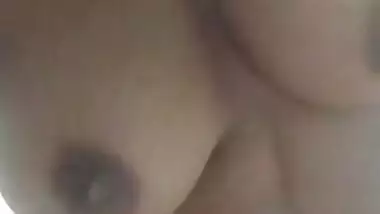 Today Exclusive- Cute Desi Girl Showing Her Boobs To Lover On Video Call