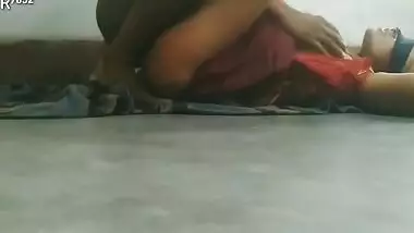 Indian Husband Wife Horny Sex.mast Chudayee Ki Dono Ne Ek Dusare Ko Chat Kar