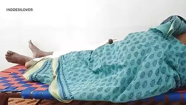 Man thinks the Desi stepmom will like XXX gift she receives in the bedroom