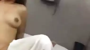 Lady sucks a dick and rides like a whore in Assamese sex