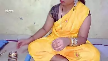Hot Indian girl wearing a saree