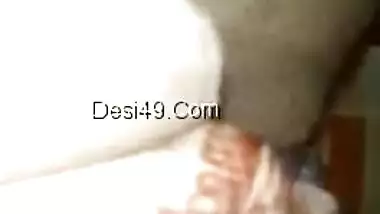 Inked Desi gal records solo sex clip in which she fingers XXX vagina