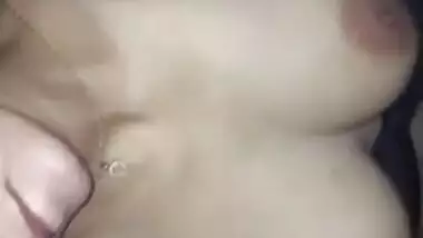 Beautiful Paki Wife Saima Khan Fucking With Talking and Moans Update 3 Clips Part 2