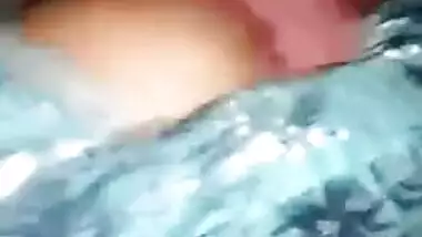 Desi Randi in sari gets it on with her XXX boyfriend in the dark