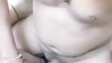 Man persuades young Desi girl to perform hot XXX fucking MMS show