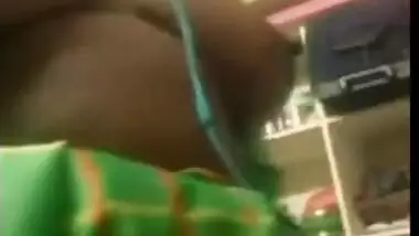 Desi chick takes saggy breasts to light so that boyfriend can jerk off