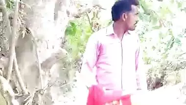 Super sexy Desi MMS outdoor sex video