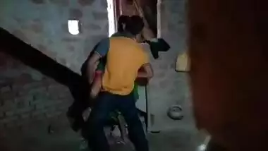 Lustful bhabhi and devar have outdoor XXX sex for amateur MMS video