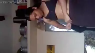 Indian unmarried girl recorded her nude body for her BF