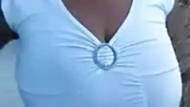 Indian caught porn! Ultimate south Desi big boobs XXX aunty show village