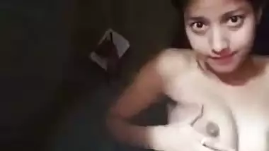 Newly married wife records desi sex MMS for her husband