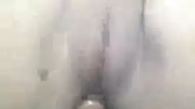 Indian Bhabhi Veenita Sharma Suck And Fuck Ass with Husband Friend After husbnd going to office