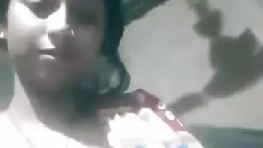 Horny Bengali MILF spontaneously performs XXX striptease for Desi boys