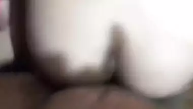 Meri Biwi Ne Mujhe Raaat Me Gaar Marne Ko Kha Tub Mey Ne Raat Ko Outwear Tel Laga Kar Oski Gaar Mari Kurbanstar Pron Xxx