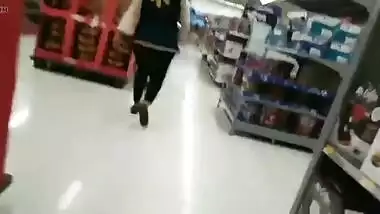 Huge butt Tamil Walmart employee