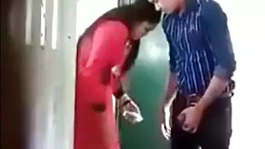 College Me Kari Teacher Ki Chudai Hindi Webcam - Indian Bhabhi And Indian Desi Bhabhi