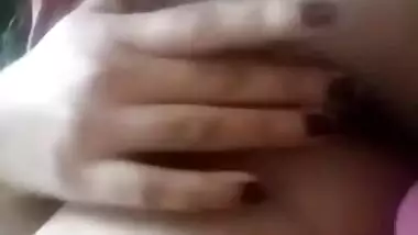 Indian maid making sexy video