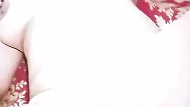 Slutty randi pussy fingering by client before fucking