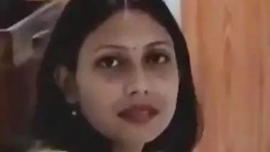 Desi Xxx Video Of A Newly Wed Couple Having Romantic Sex On Their - Honey Moon