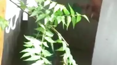 Boy sneakily films how Indian neighbor washes XXX assets outdoors after sex