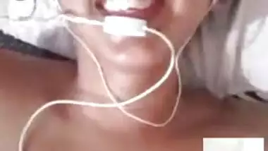 Desi Cute girl Video call with lover-1