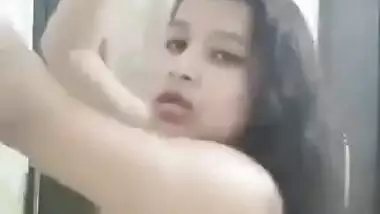 Desi sexy bhabi nice boobs