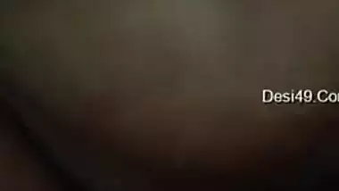 There are no sex toys still the Desi finds a way to satisfy pussy