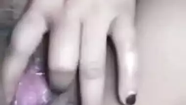 Today Exclusive- Horny Desi Girl Showing Hr Boobs And Fingering On Video Call Part 1