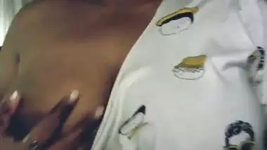 Indian Sexy Girl Fingering Her Tight Pussy