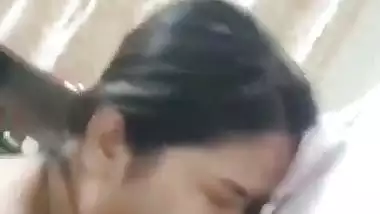 A 21-year-old college girl gives a desi blowjob to her lover
