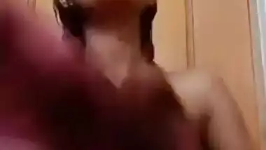 Indian teen bath solo video