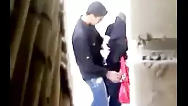 Hyderabad Muslim girl outdoor sex mms scandal