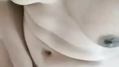 Horny Bhabi Pussy Fingering