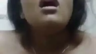 Desi aunty fingering pussy