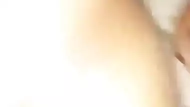 BF fucks a Bangla naked college girl in the bed