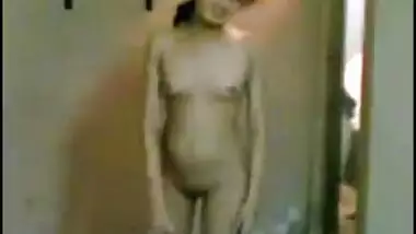 Skinny Hyderabadi Girl - Movies.