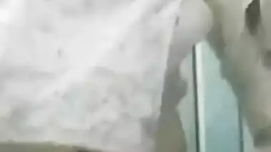 Pakistani Desi minx allows her saggy XXX girls to hang a bit at home