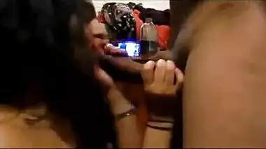 Hot Blowjob Of A Bhojpuri Bhabhi