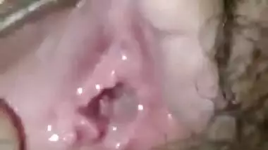 Desi spreads her XXX pussy lips for a homemade close-up sex film