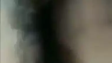 18 yr old girl records her Indian teen porn on her first sex