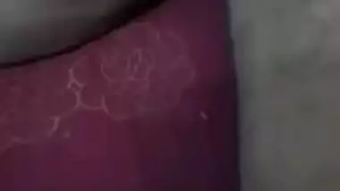 Indian woman of easy virtue puts a veggie porn toy in her vagina