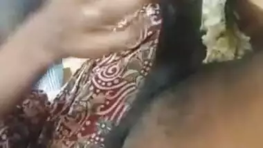 Horny Tamil guy puts XXX tool into MILF's wet mouth for a blowjob