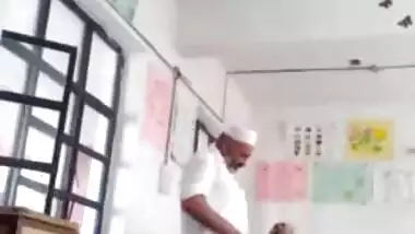Desi XXX porn as head master fuck urdu teacher school affair caught mms