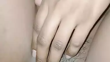Indian Bhabhi Cheating His Husband And Fucked With His Boyfriend In Oyo Hotel Room With Hindi Audio Part