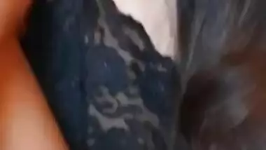 Slut from India can see the XXX camera so she starts toying herself