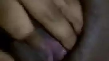 Bangladeshi Girl Imana Hafiz from Khulna Fingering Vdo 1