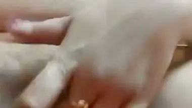 Desi Cuby Girl Hard Fingaring