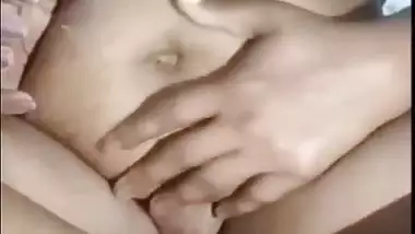 Nude Aunty shows her hairy pussy and boobs on video call