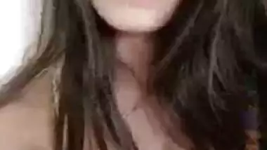 Poonam Pandey Nipple Slip in Instagram live