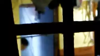 Desi Bhabhi bathing 3